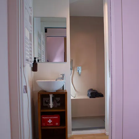 Lejlighed Varanini Luxury Double Bedroom Two And Sauna *