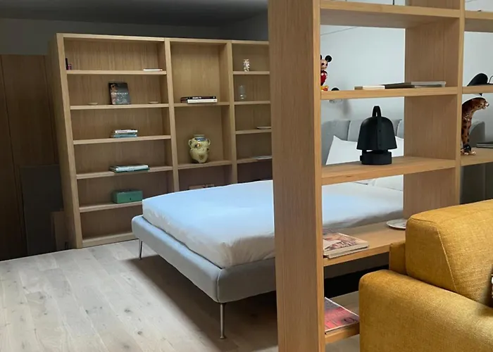 Varanini Luxury Double Bedroom Two And Sauna