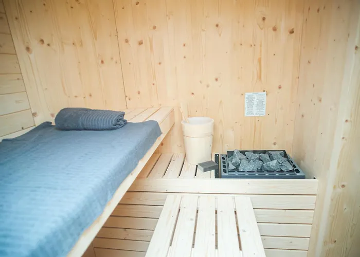 Apartamento Varanini Luxury Double Bedroom Two And Sauna Milão